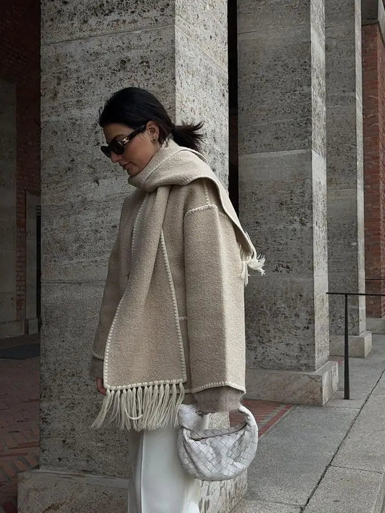 Chaqueta con Cuello de Bufanda de Flecos para Mujer